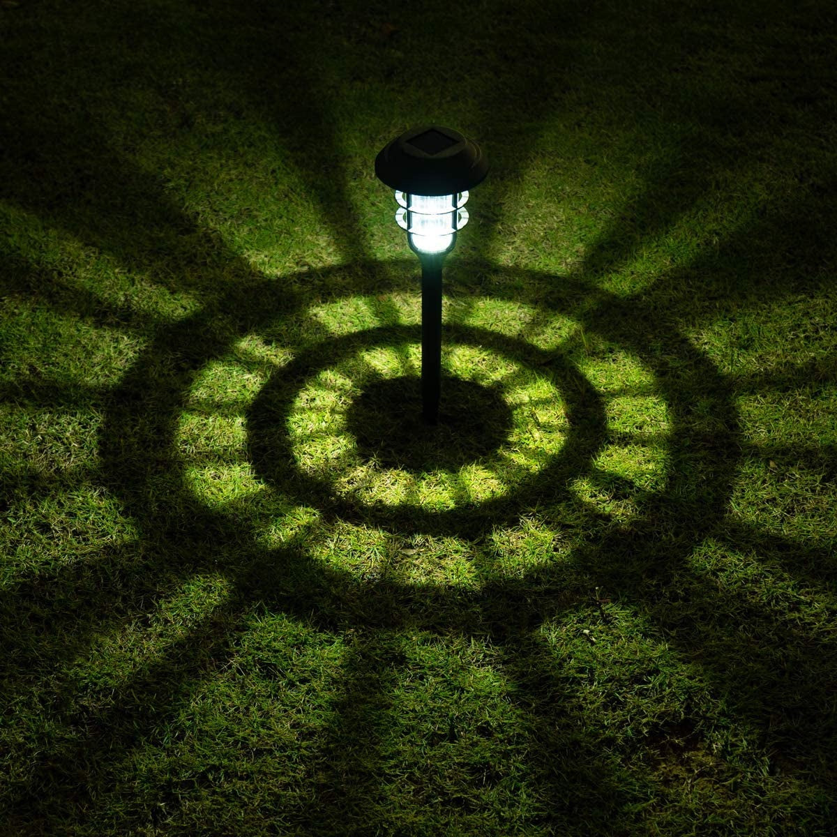 Solar Lights - 8 Outdoor Solar Pathway Lights Auto On/Off Waterproof Garden Lights