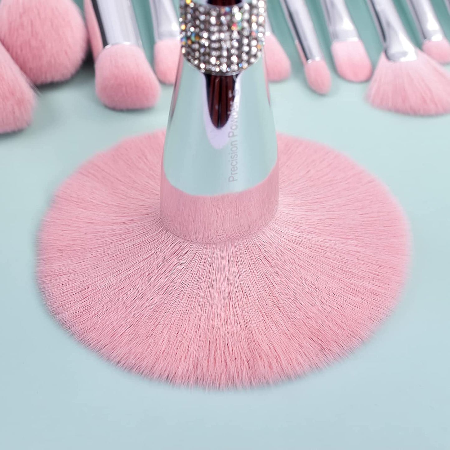 Soft Makeup Brushes Sets - Makeup Brushes & Brush Holder