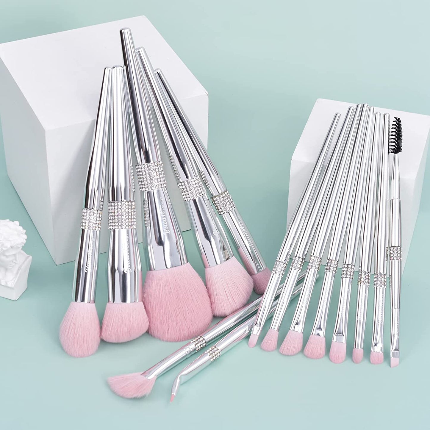 Soft Makeup Brushes Sets - Makeup Brushes & Brush Holder
