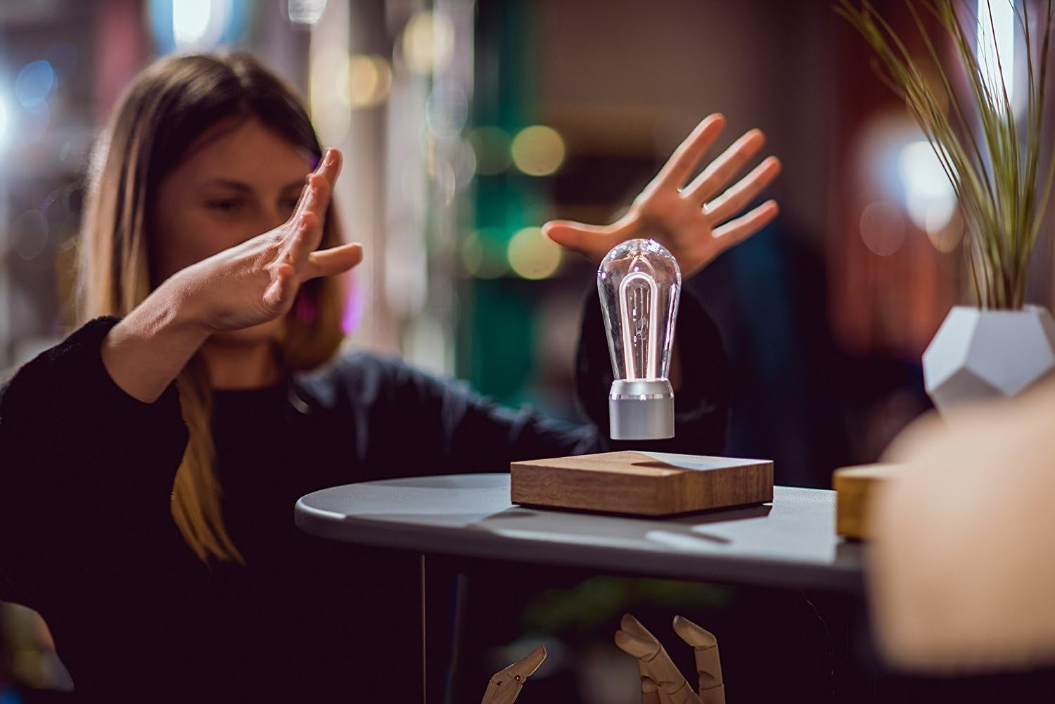 Levitating Magnetic LED Light Bulb - Floating Magic Desk Lamp